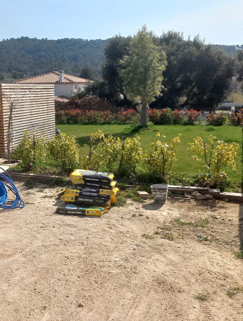 là tu mets un titre à ta photo là tu mets un texte qui apparaitra dans une bulle